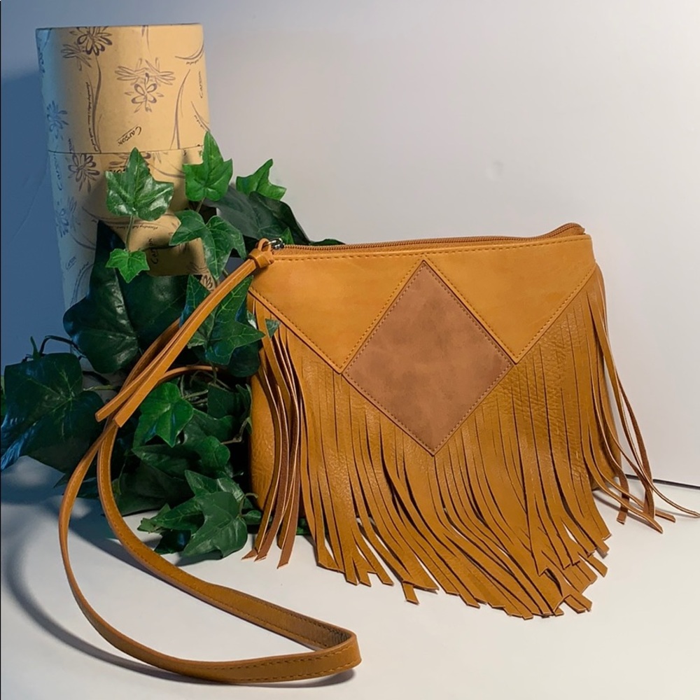 Twig & Arrow Shoulder Bag